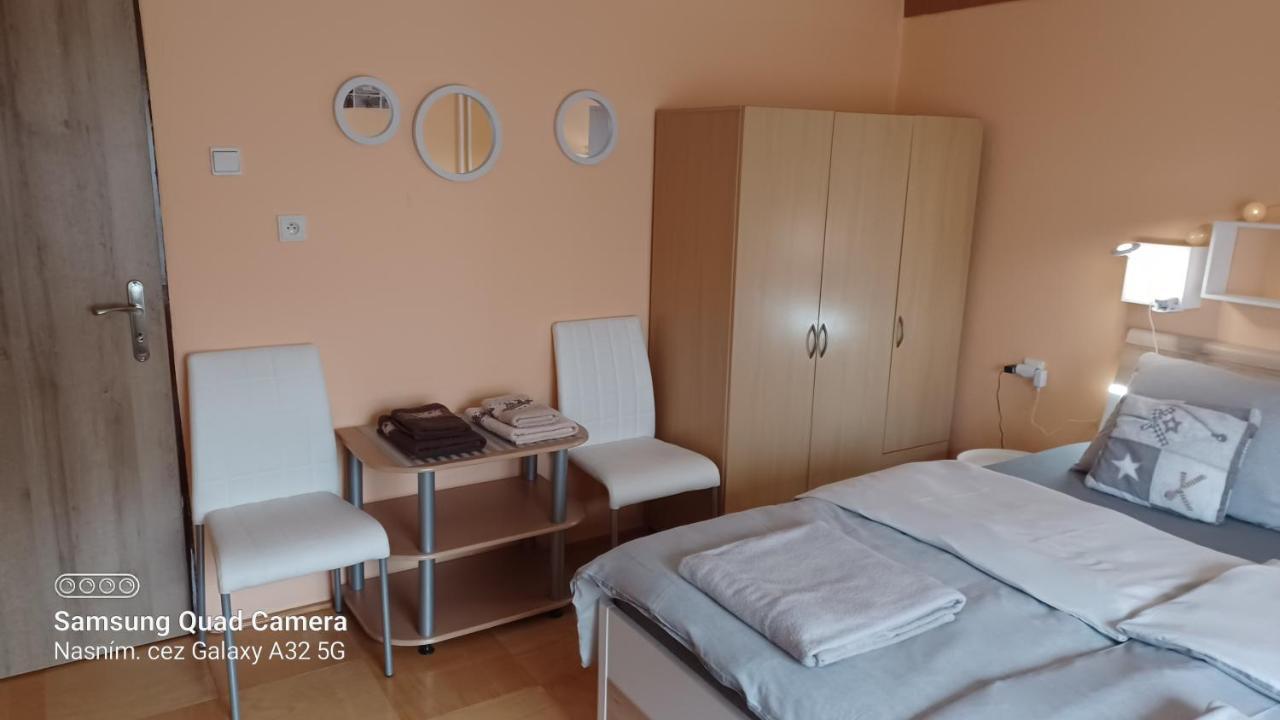 Apartman 81 Nova Lesna Exterior photo