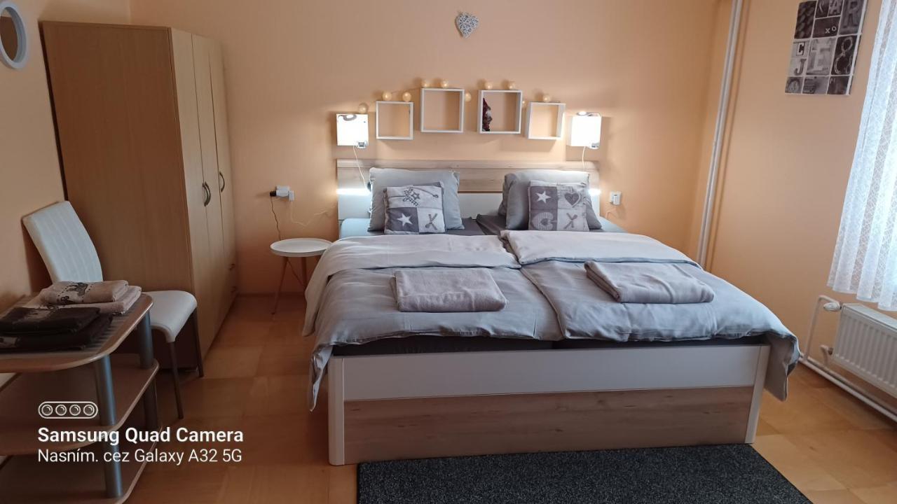 Apartman 81 Nova Lesna Exterior photo